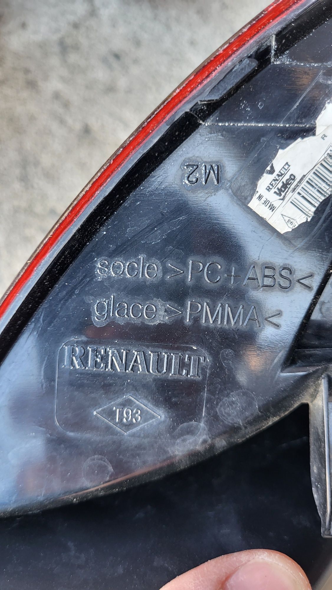 Задні фари Renault Megane III hatchback