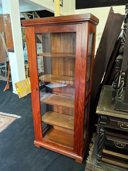 Mesa Costureirinha em Madeira