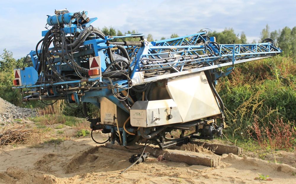 Watson &amp; Brookman 3200L  Opryskiwacz 3200L rolniczy do ciągnika