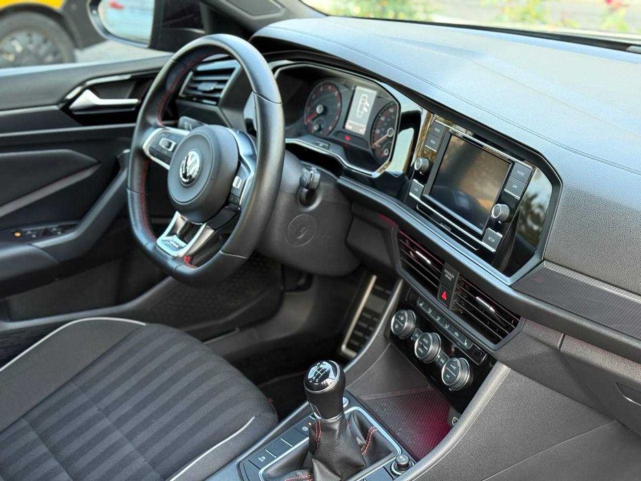 Volkswagen Jetta GLI 2019
