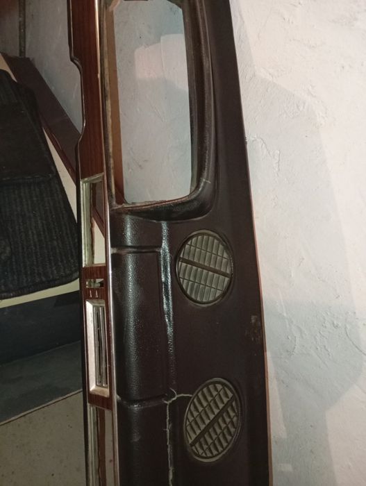 Торпеда ВАЗ 2101,2102,21011,21013,полка под бардачёк 2105