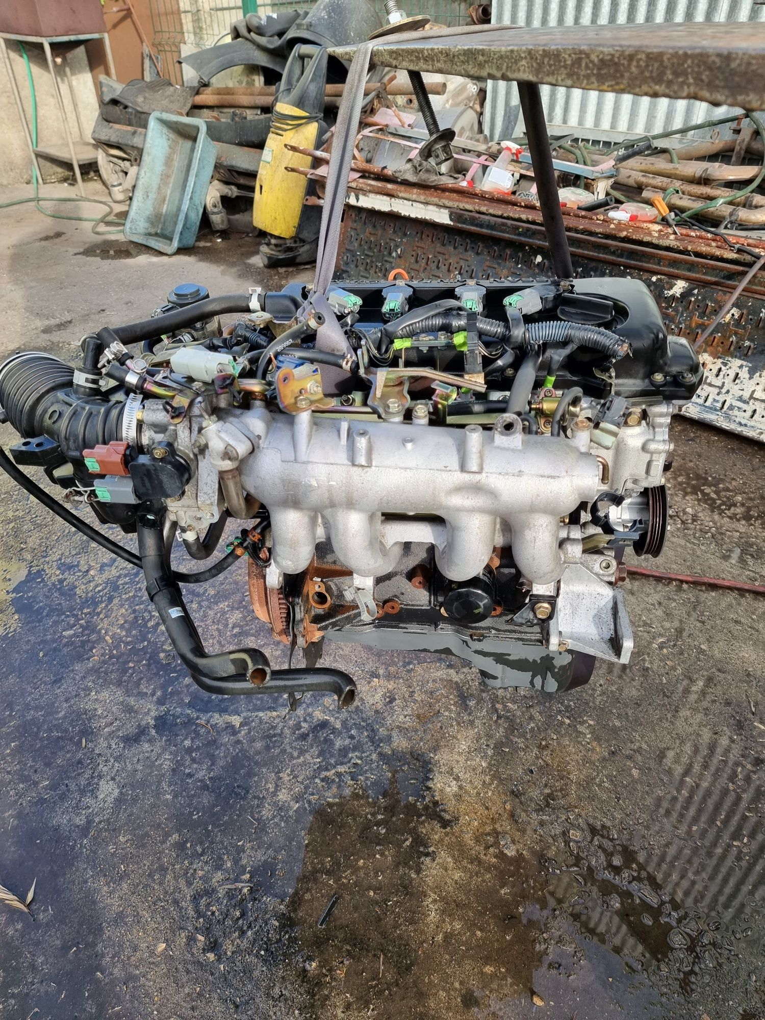 Motor Nissan N16 QG 15