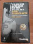 A rapariga apanhada na teia de aranha