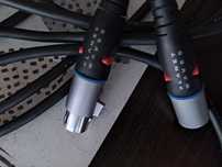 Kabel mikrofonowy.