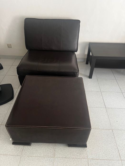 Sofa poltrona com banqueta