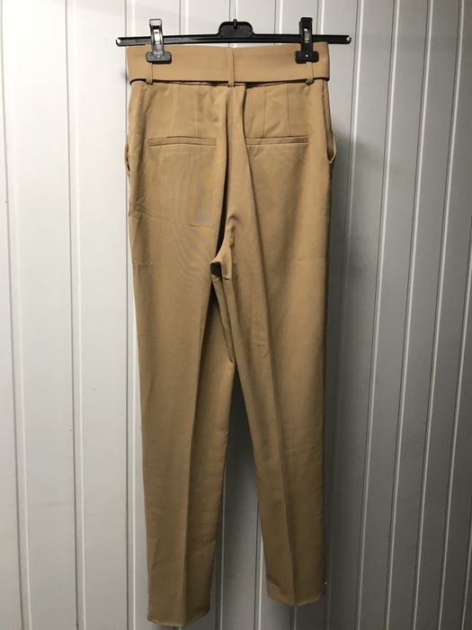 Брюки zara со стрелками