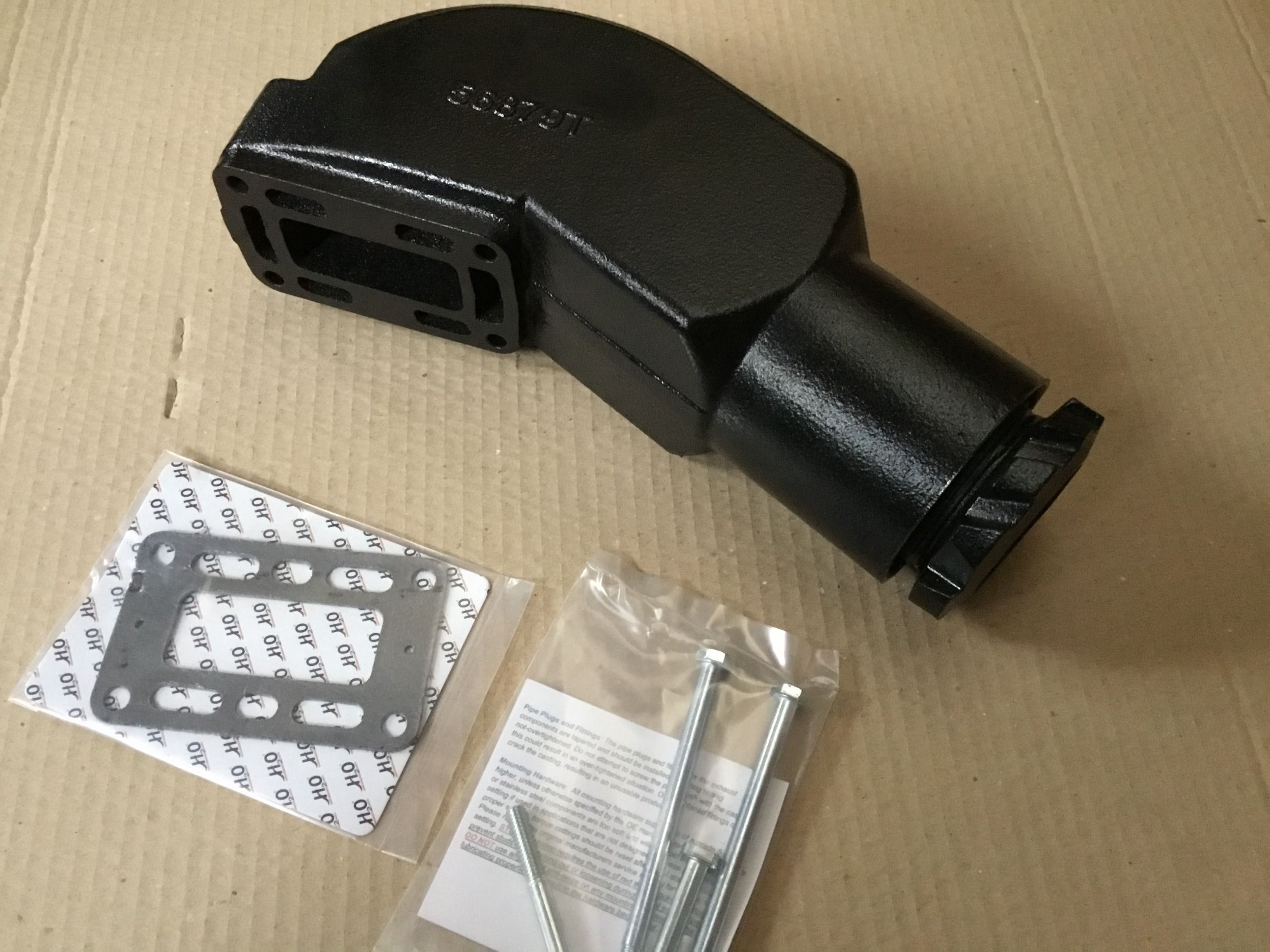 Коліно вихлопу V6 V8 Volvo Penta 856891  855384 Sierra 18-1935 1