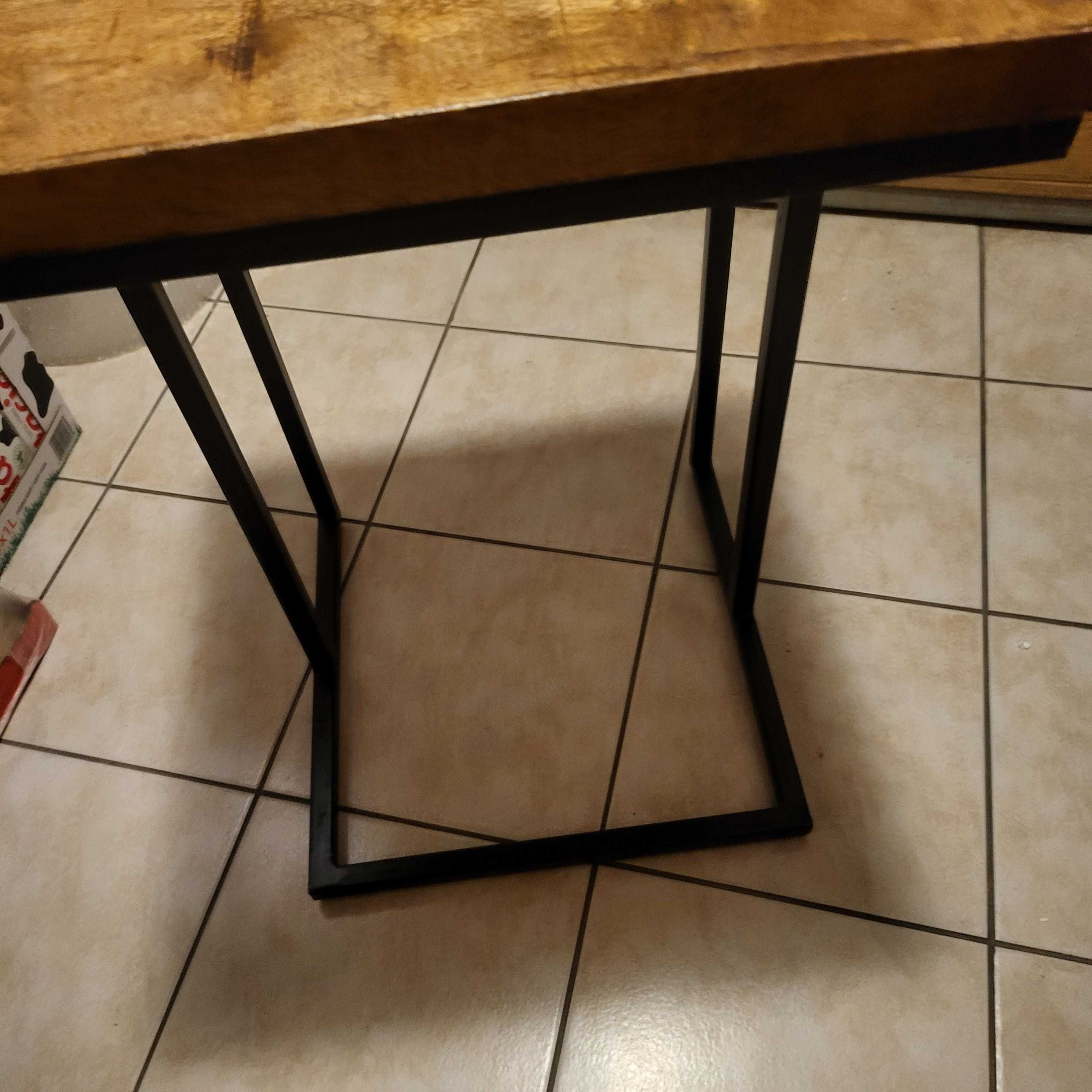 Stolik pomocniczy loft