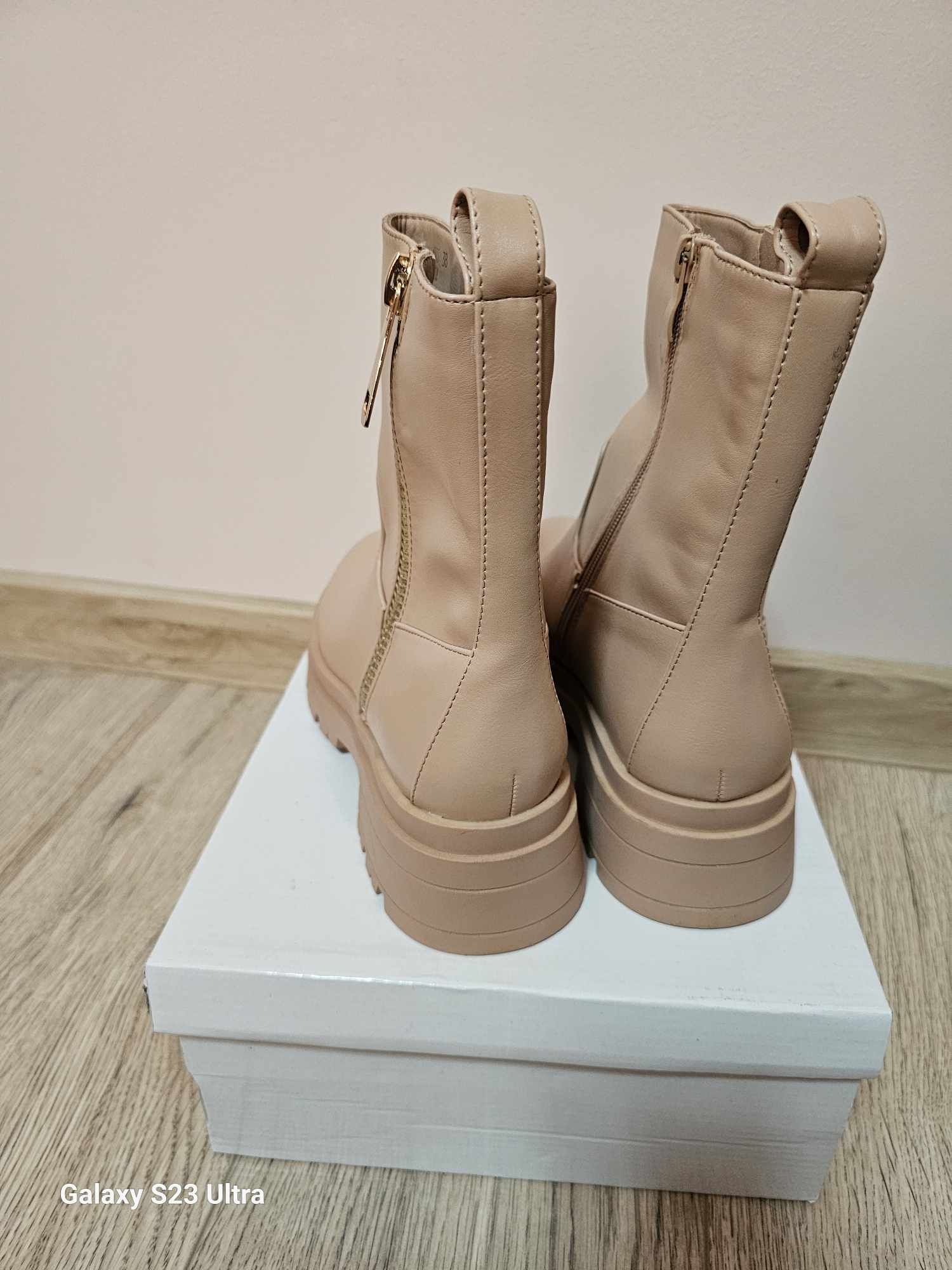 Nowe Damskie kozaki