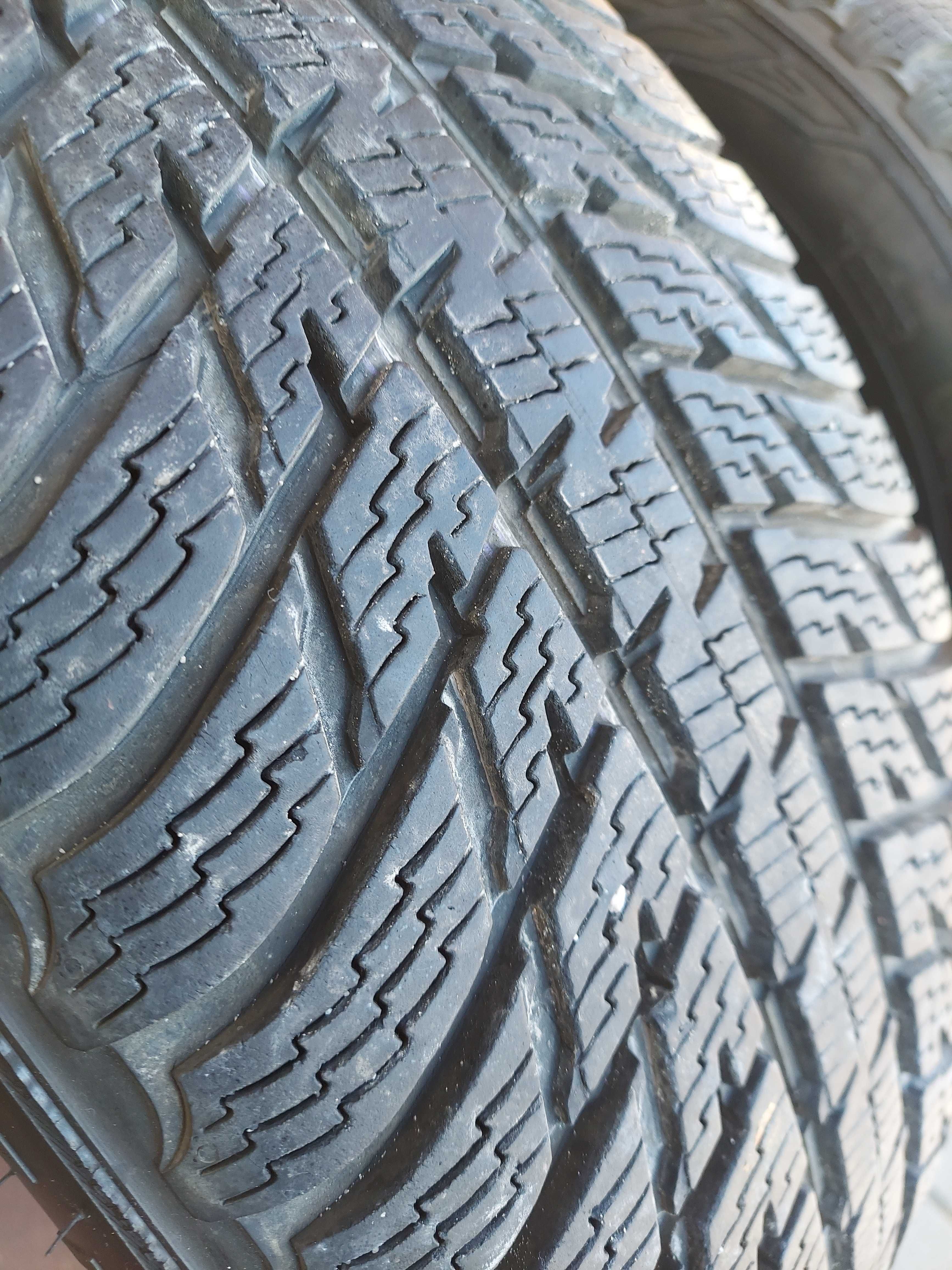 Opony zimowe NOKIAN  215/60/17 100 H XL WR SUV 3