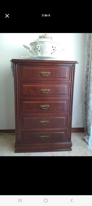 Quarto completo em Mogno