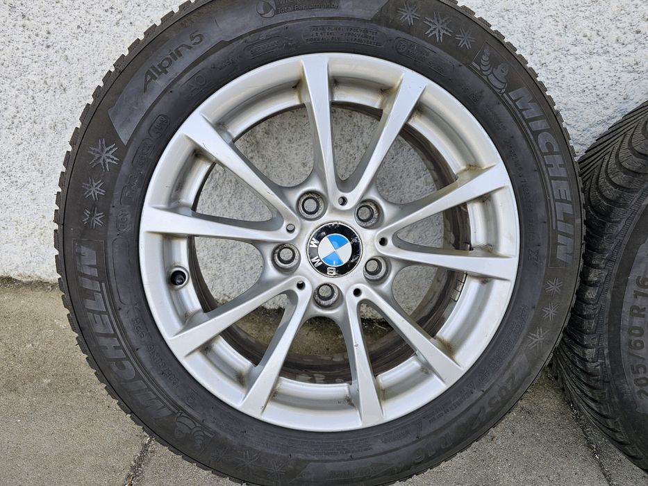 Jantes 16" Originais BMW com Pneus 205.60.16