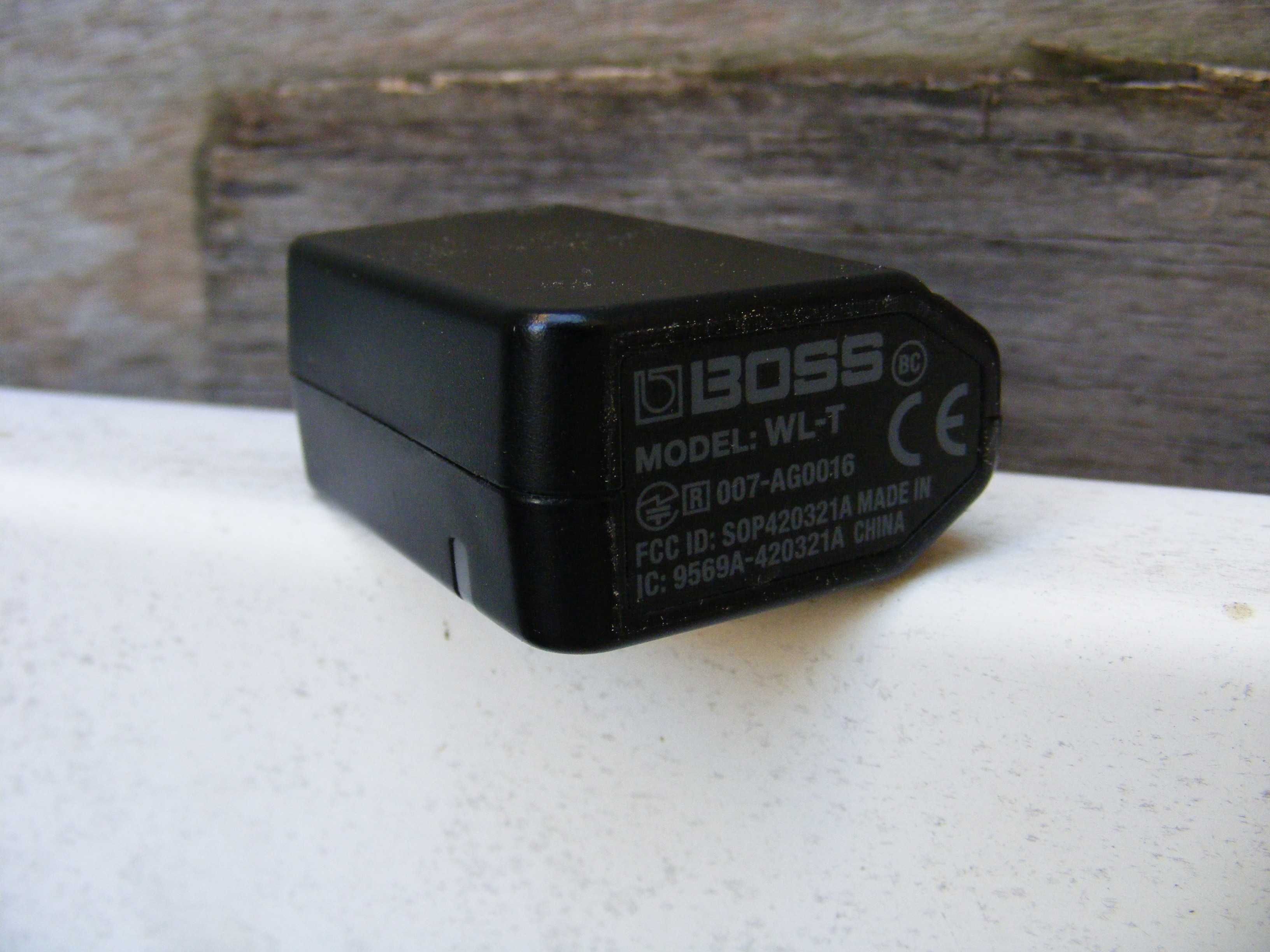 Boss WL-T spare transmitter, запасний передавач