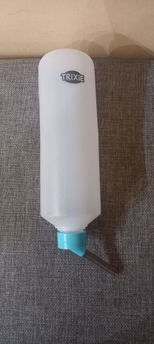 Duże poidełko dla zwierzaka 450 ml.