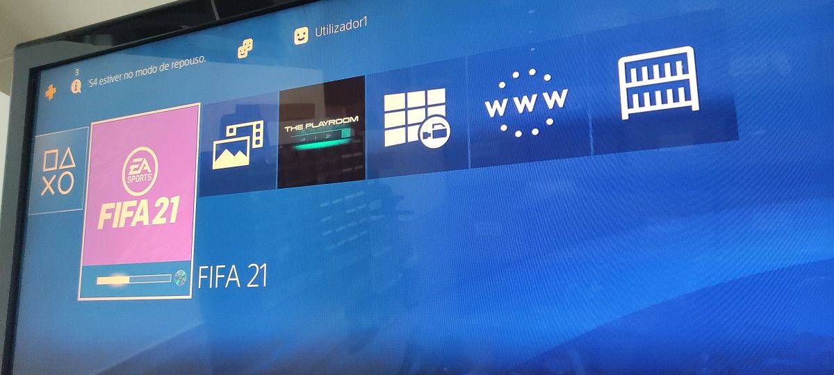 PlayStation 4 Slim CUH-2116A - 500GB