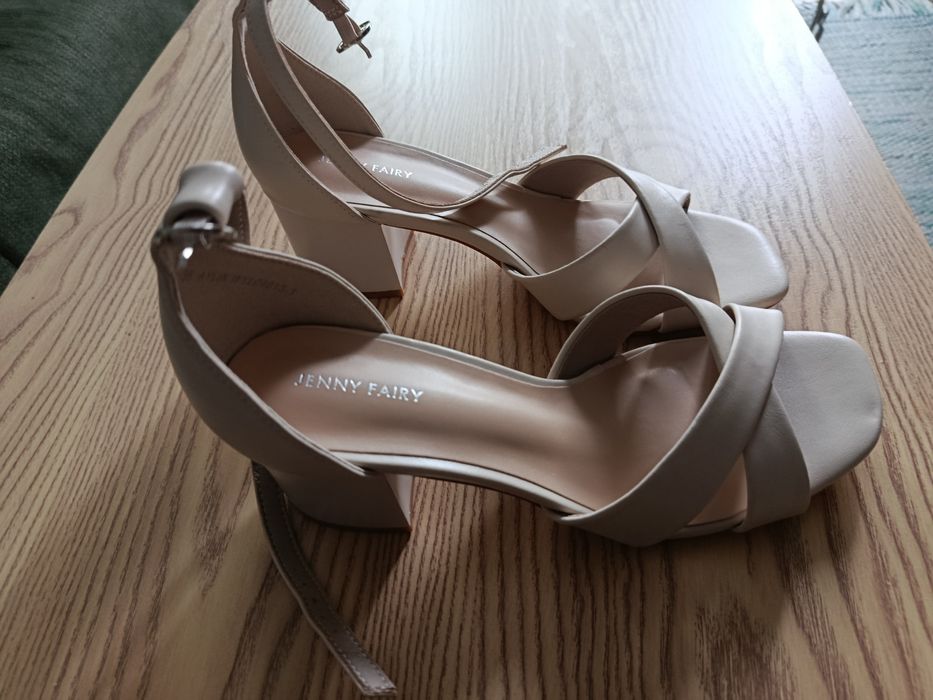 Buty damskie sandałki