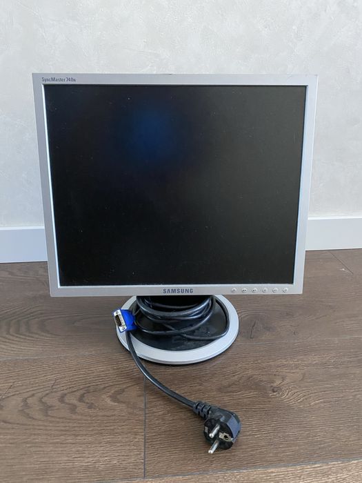 Монитор samsung