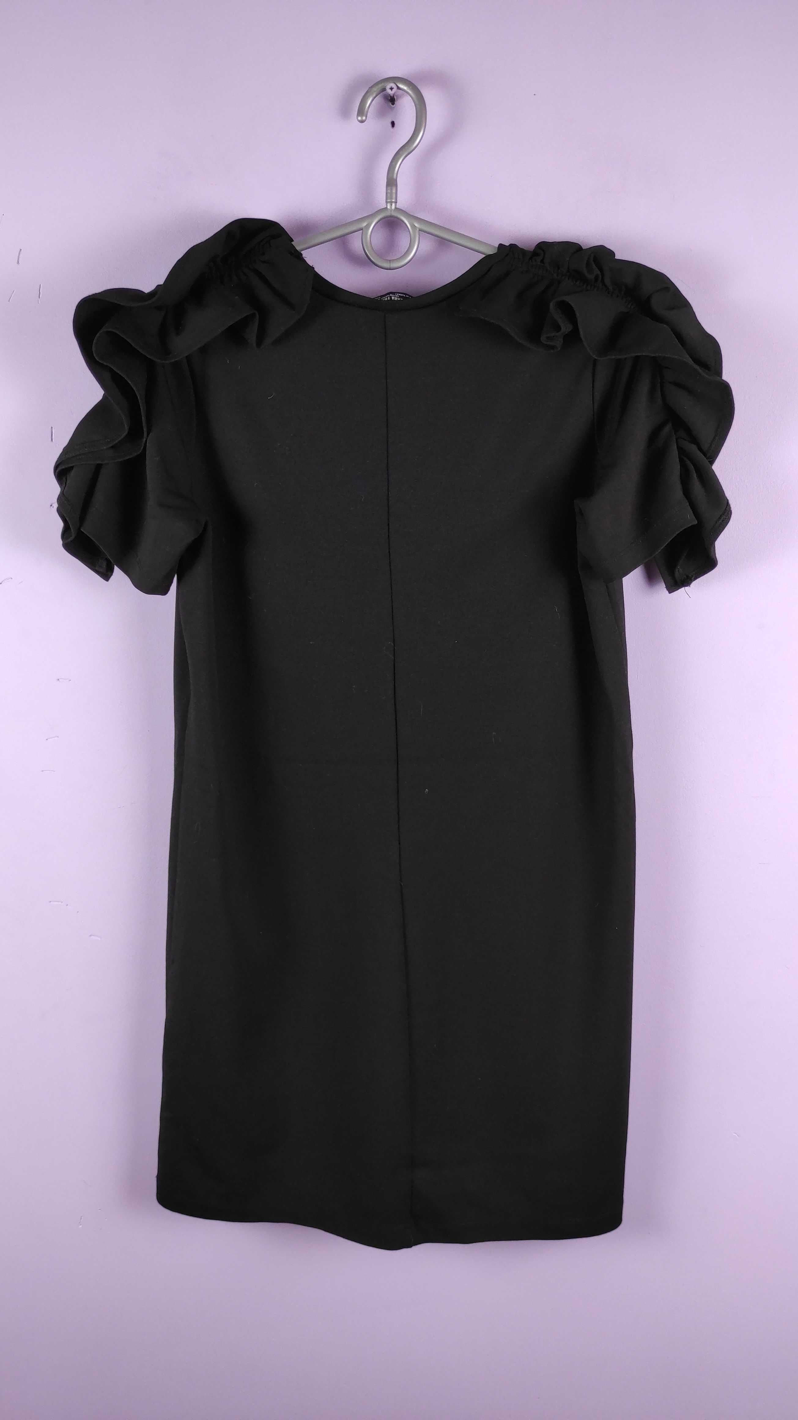 Zara mała czarna sukienka z falbankami na rękawach M
