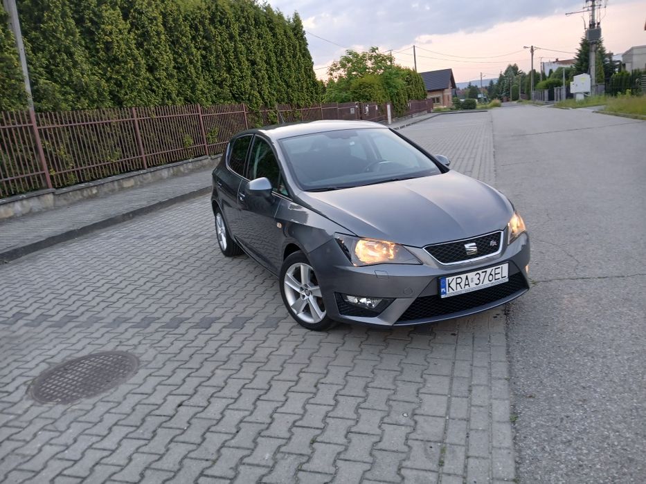 Seat Ibiza FR 1.2 105km Niski Przebieg książka i dwa komplety opon