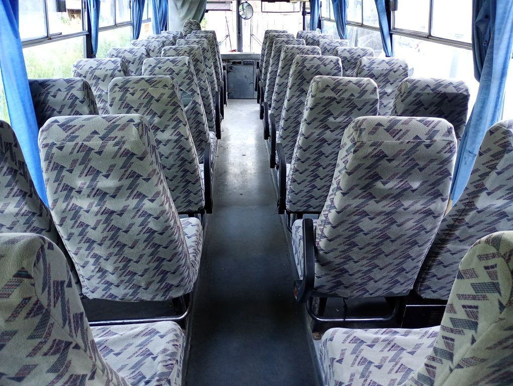 Siedzenia,fotele z pokrowcami z autobusu autosan h9