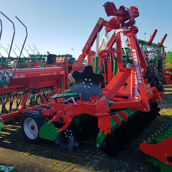 Agro-Masz ATO30  PROMOCJA! Agregat półzawieszany ATO30 AGRO-MASZ wał oponowy