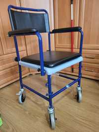 Wózek toaletowy dla osoby niepełnosprawnej