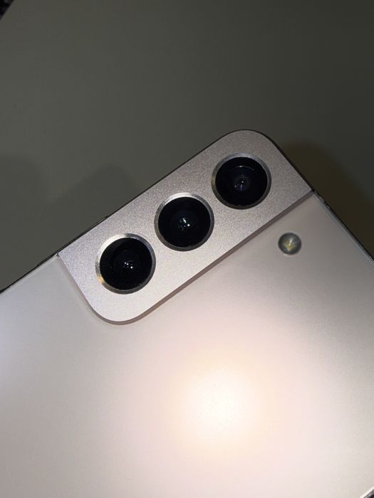 Samsung Galaxy S22 256GB Gold • Stan bardzo dobry + Oryginalne Pudełko