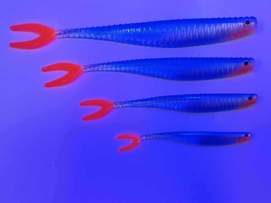 Mr. Bleak jaskółka 18cm clear niebieski grzbiet UV ogon 522