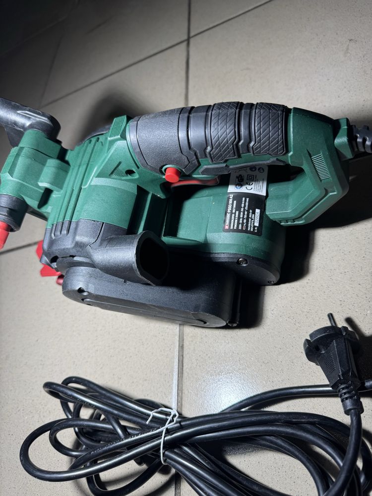 Стрічкова шліфмашина Parkside PBSD 900 A2