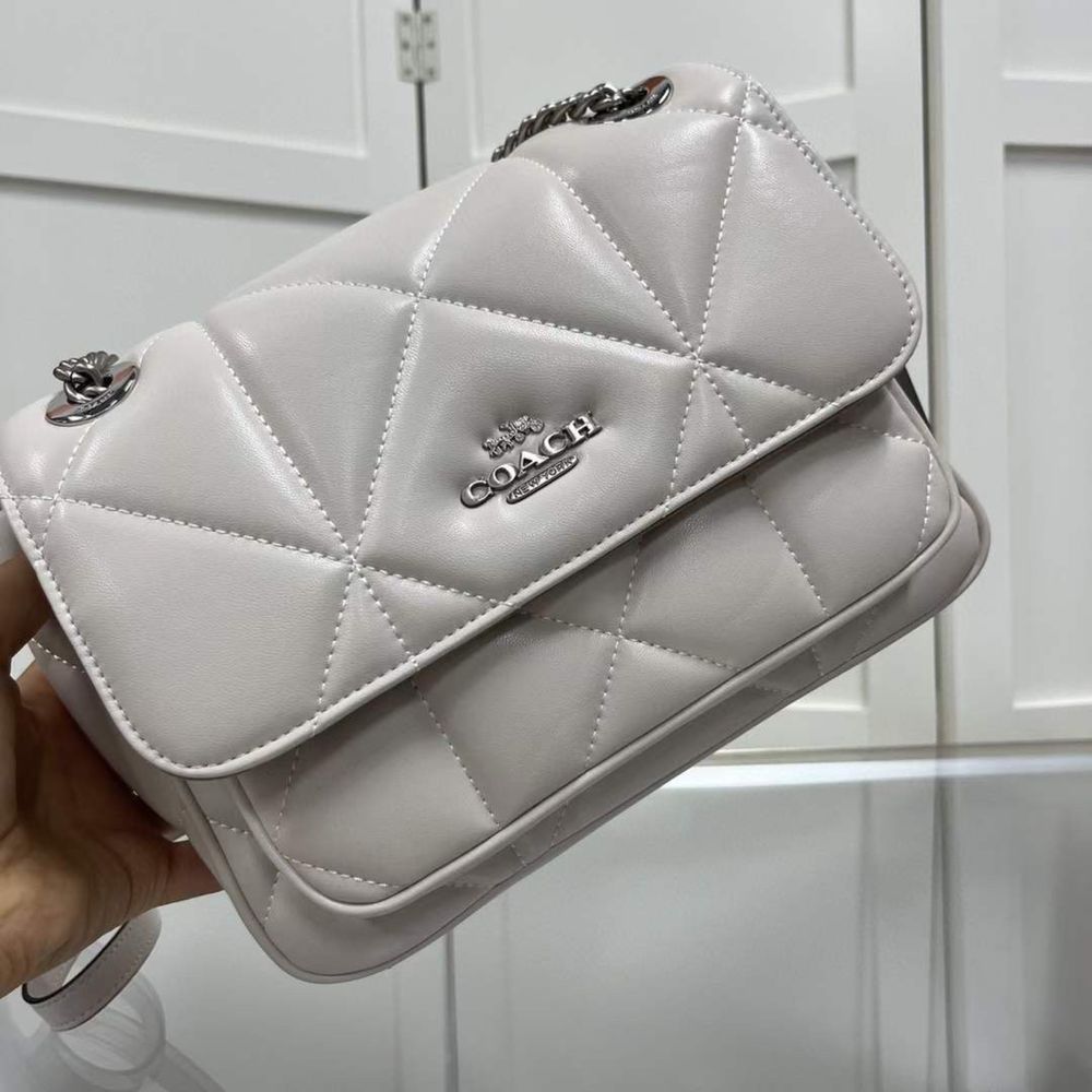 Coach Klare Crossbody 25 100% теляча шкіряна сумка With Puffy Diamond