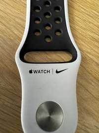 Apple Watch Nike Band White
