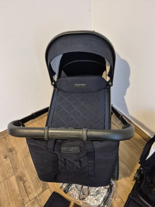 Wózek Venicci Tinum 2.0 granatowy kompletny zestaw