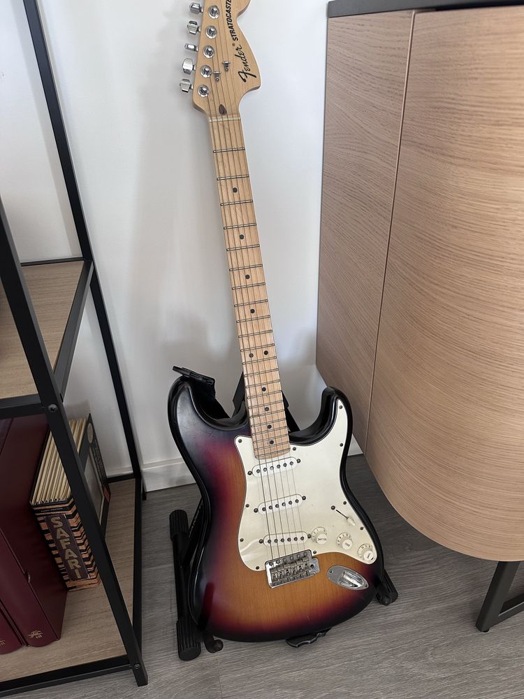 Fender Stratocaster HighWay One AMERICAN