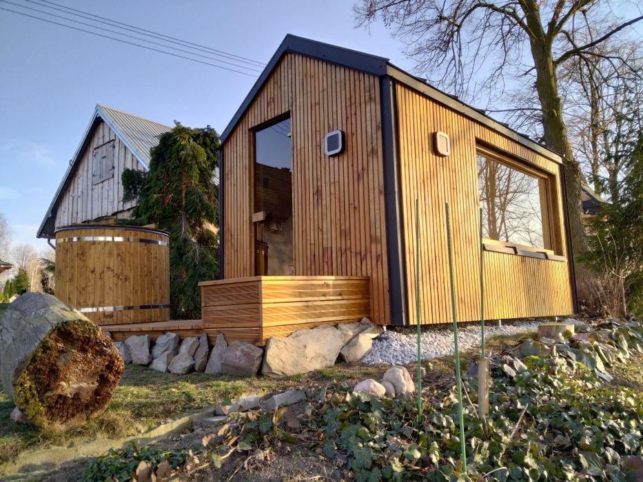 Balia ogrodowa wraz z zadaszeniem