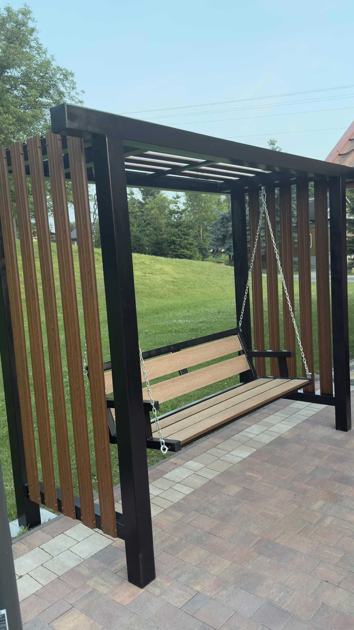 Huśtawka ogrodowa metalowa