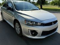 Mitsubishi Lancer ES 2017