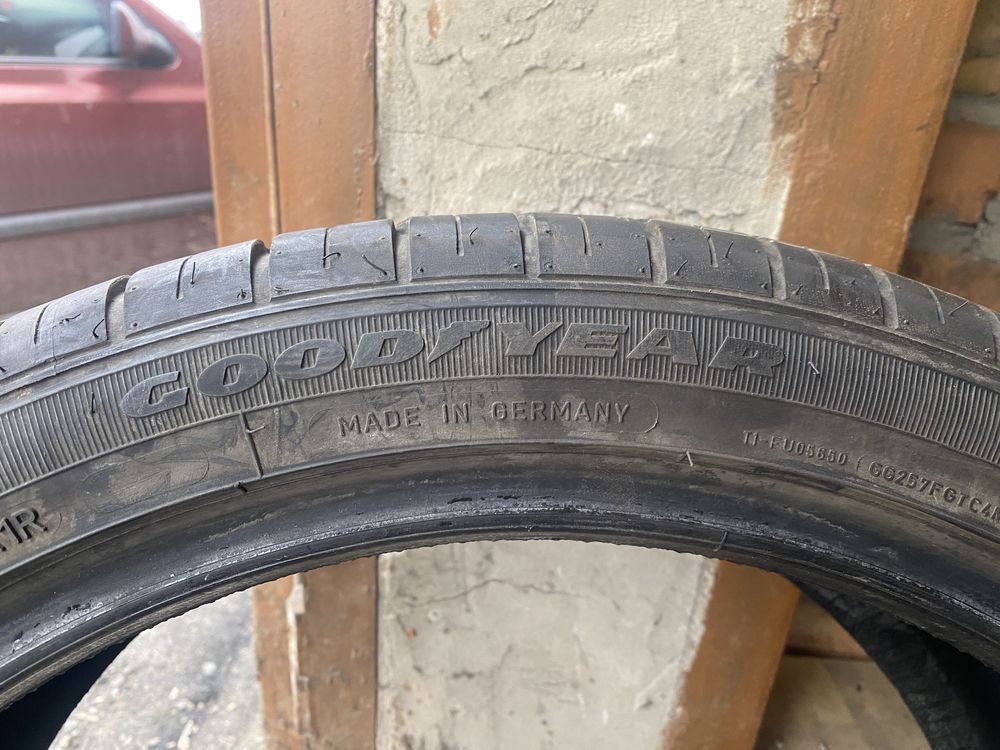 Good Year Excellence 245/40 R20 275/35 R20 RunFlat