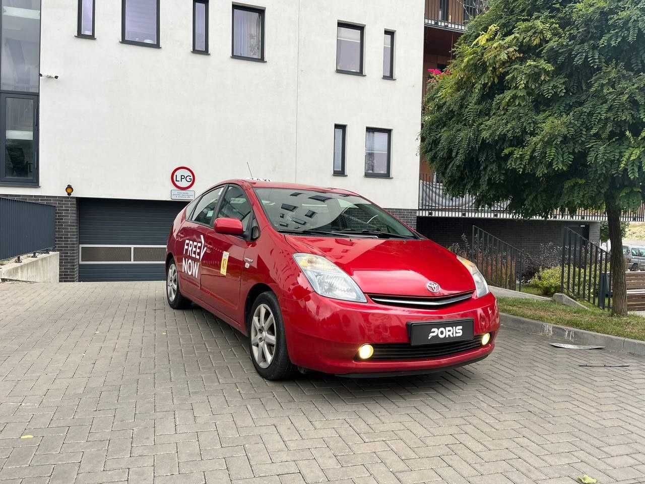 Wynajem auta / samochodów / Toyota Prius / FreeNow / Bolt / Uber