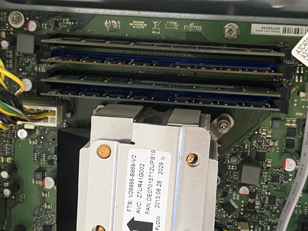 комп’ютер Fujitsu ESPRIMO P710 E90+ | 16GB DDR3 | i5-3470 | 500GB HDD