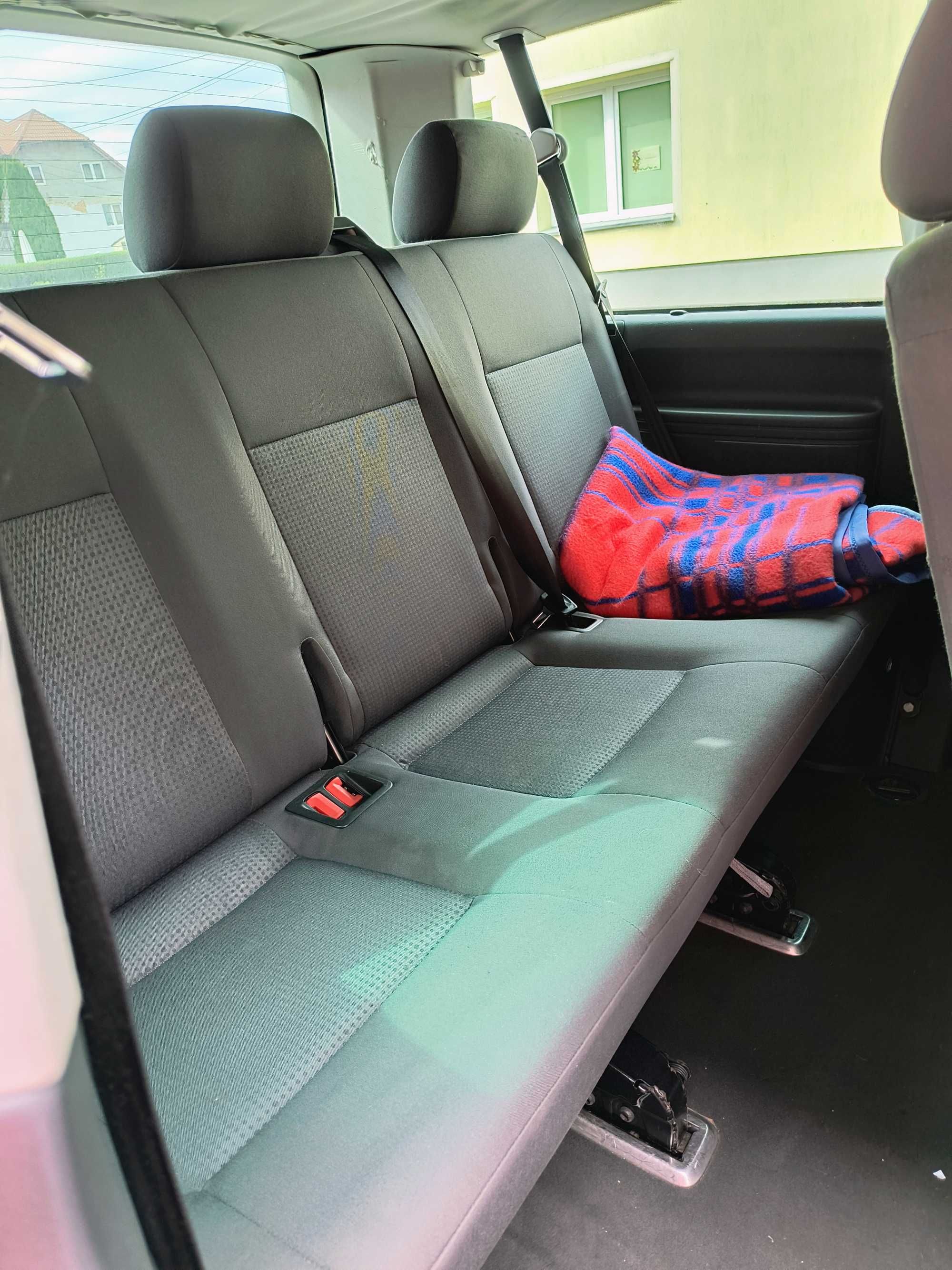 Volkswagen T5 Caravelle 2.5 130KM TDI