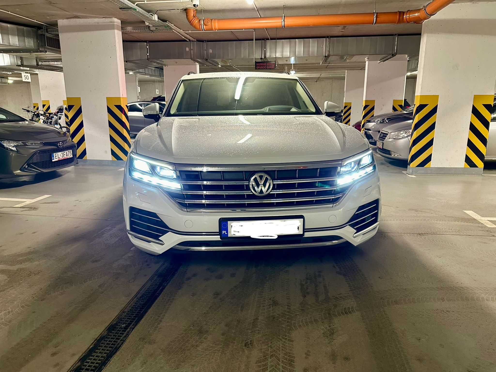 Volkswagen Touareg  3.0 V6 231KM CESJA LEASINGU - Bez odstępnego