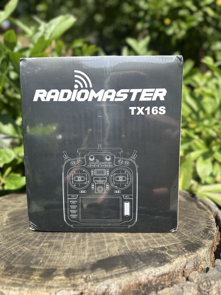 Radiomaster Tx16s elrs m2 новий/запакований