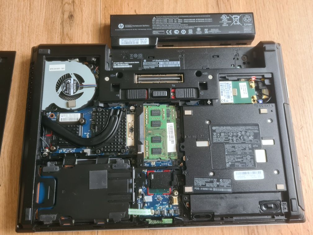 Laptop Hp i7 SSD 14 cali w pełni sprawny