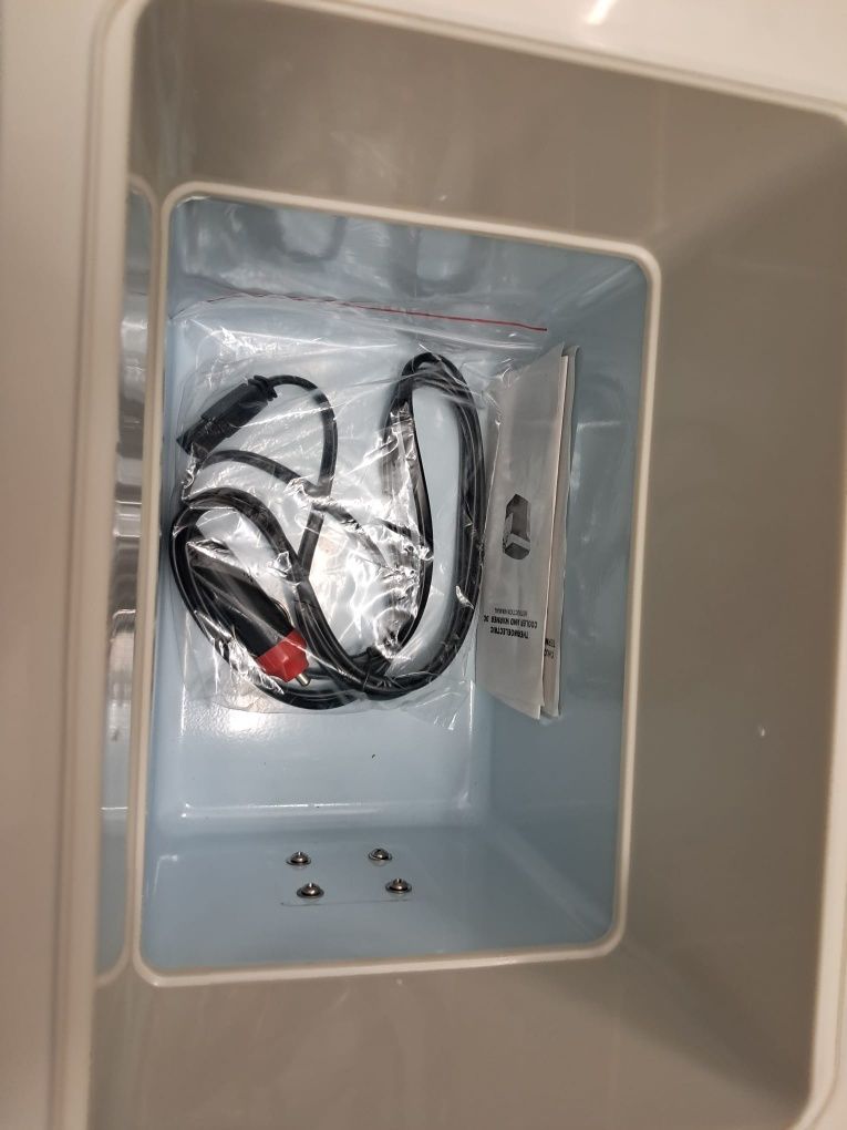 Sprzedam chłodziarko - podgrzewacz termoelektryczny HEAD