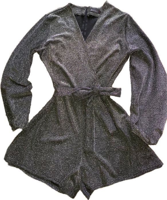 Жіночий комбінезон з шортами