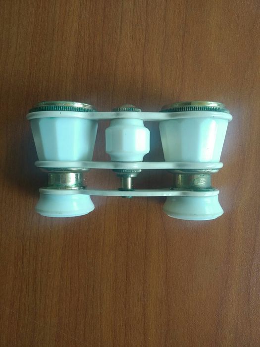 Театральный бинокль времён СССР винтажный