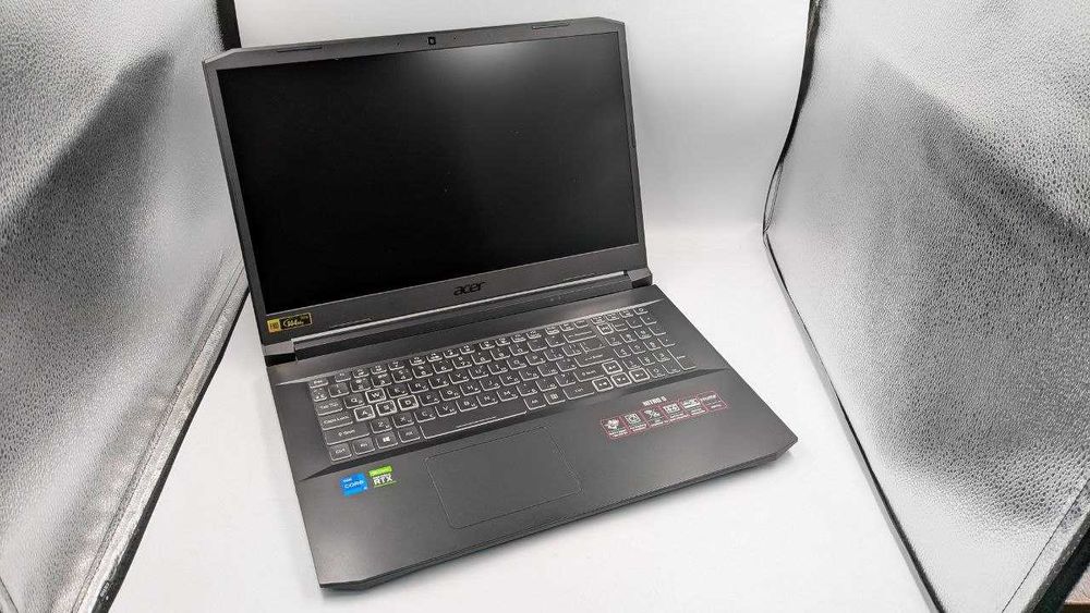 Ігровий ноутбук Acer Nitro 5 AN517-54-5486