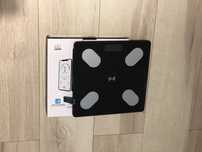 Waga Łazienkowa Bluetooth czarna do 160 kg sportowa aplikacja baterie