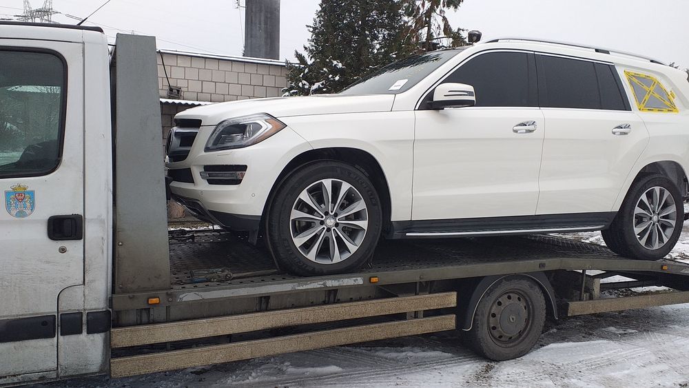 Pomoc Drogowa Holowanie  Auto Laweta Transport Aut Maszyn Mini Koparek
