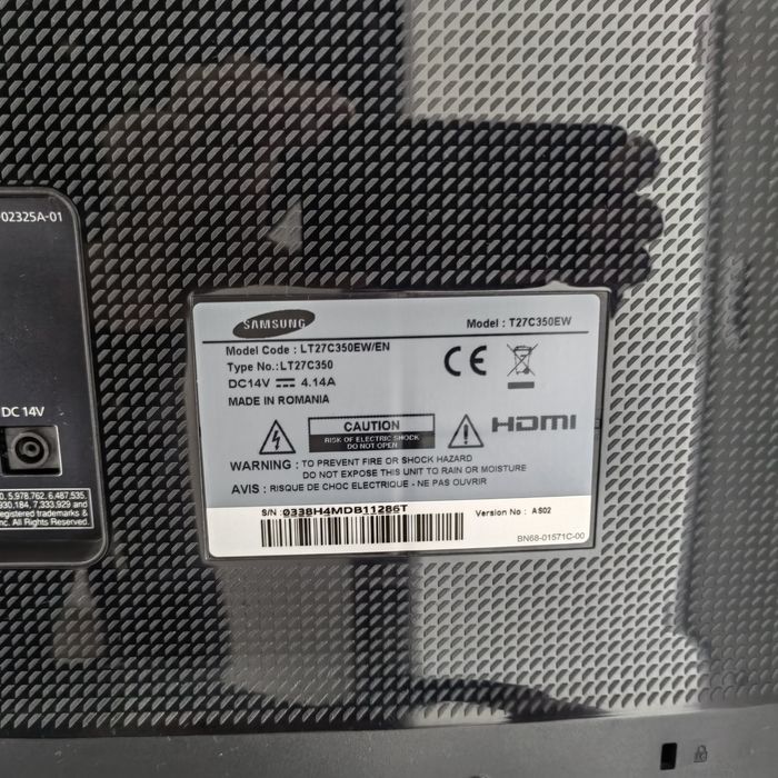 Tv Samsung e suporte